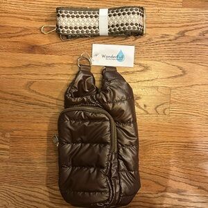 CHOCOLATE BROWN SHINY HYDROBAG® WITH DARK PATTERNED STRAP